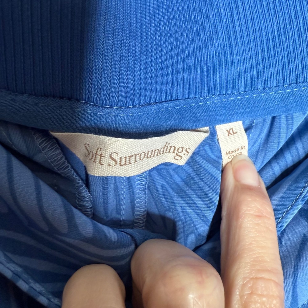Soft Surroundings Women's Size‎ XL Cargo Jogger Pants Blue Palm Print - Picture 9 of 10